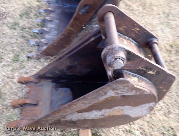 image for item DN2289 (3) backhoe buckets