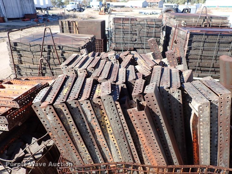 image for item DN2297 Efco  steel concrete wall forms