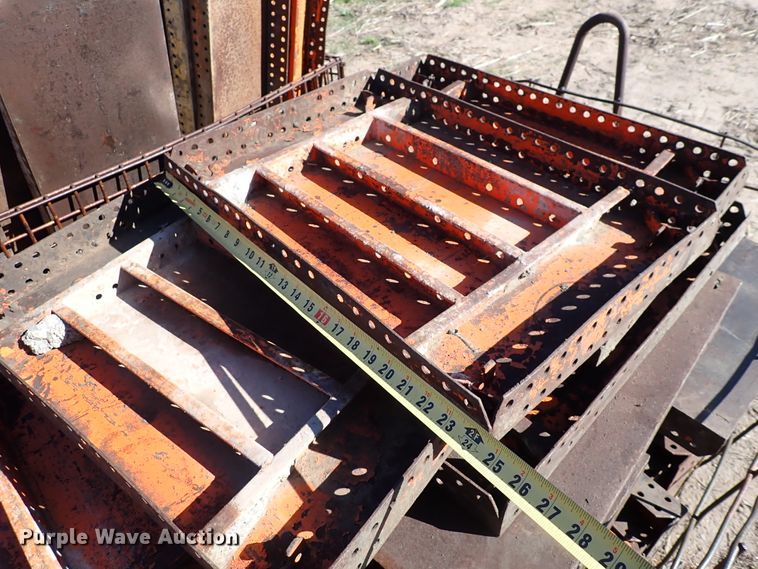 image for item DN2297 Efco  steel concrete wall forms