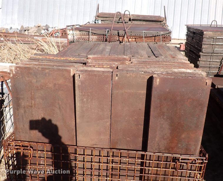 image for item DN2297 Efco  steel concrete wall forms