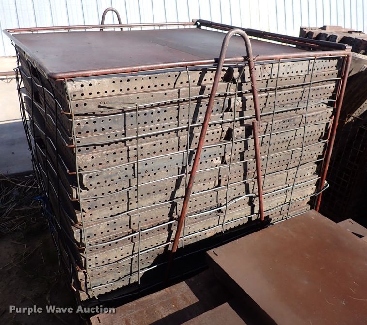 image for item DN2297 Efco  steel concrete wall forms