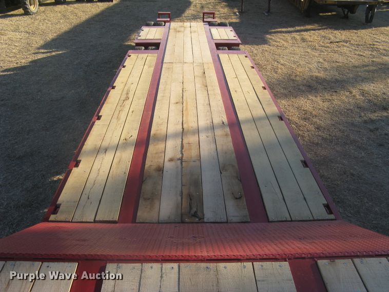 image for item DN2300 1991 Trail King  drop deck equipment trailer
