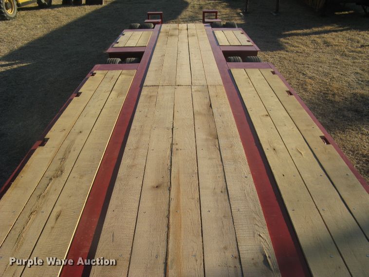 image for item DN2300 1991 Trail King  drop deck equipment trailer