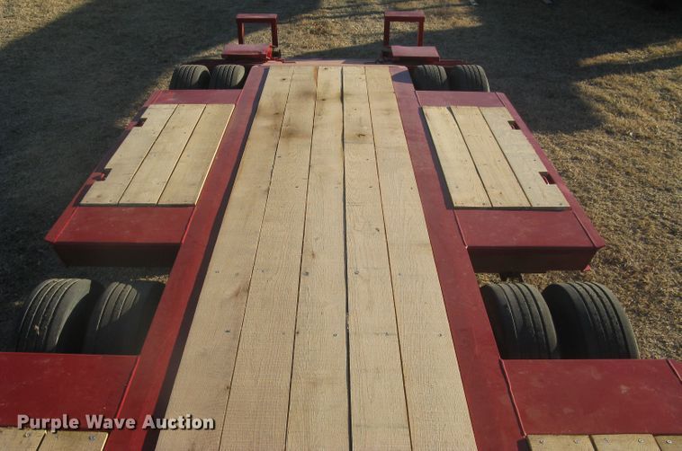 image for item DN2300 1991 Trail King  drop deck equipment trailer