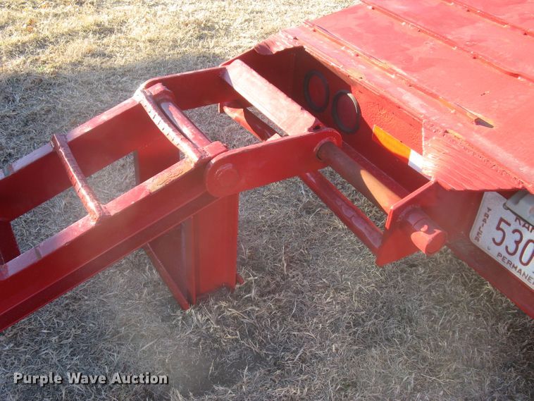 image for item DN2300 1991 Trail King  drop deck equipment trailer