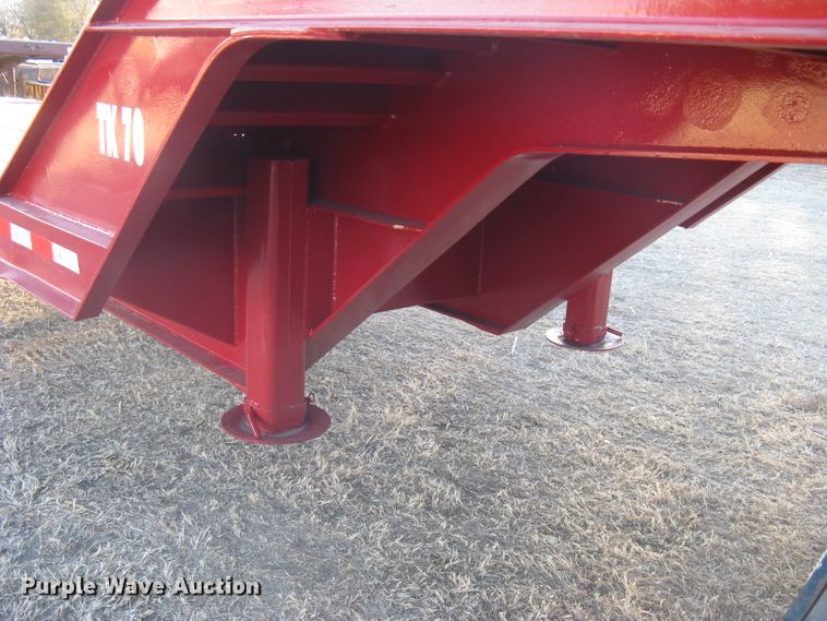 image for item DN2300 1991 Trail King  drop deck equipment trailer