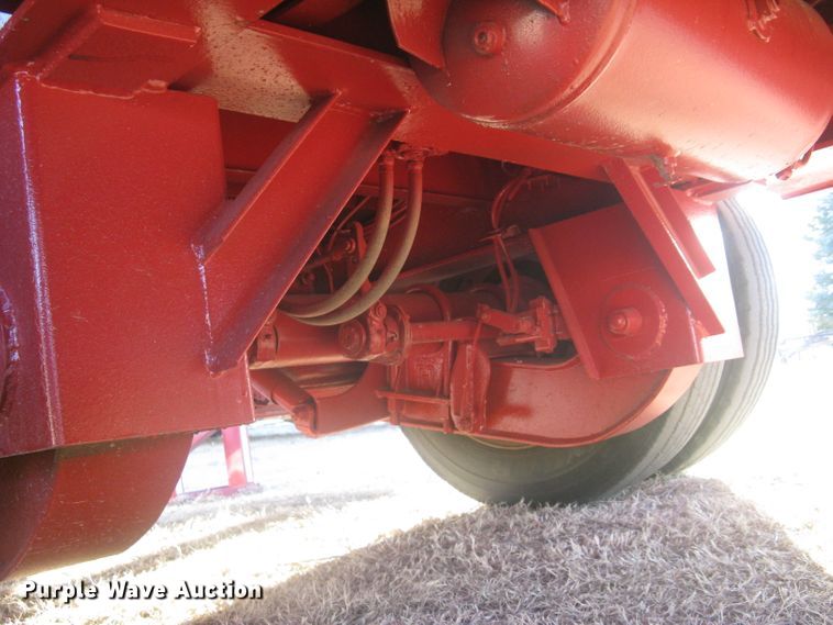 image for item DN2300 1991 Trail King  drop deck equipment trailer