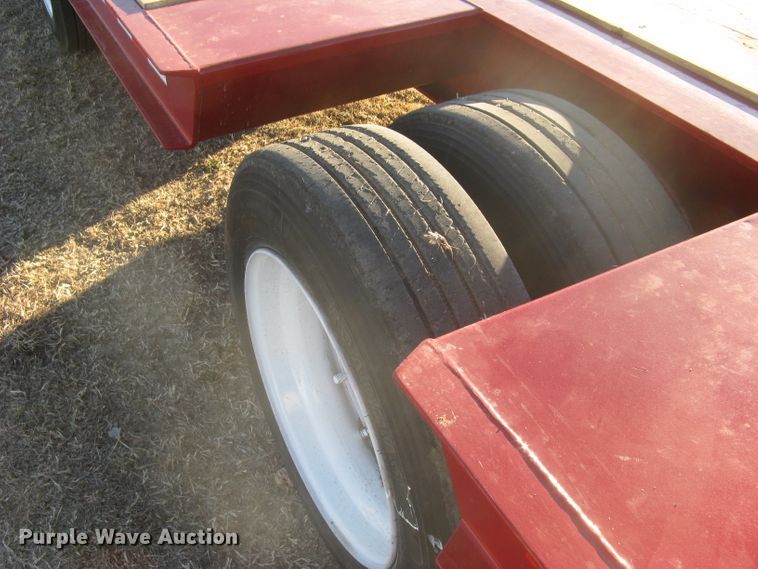 image for item DN2300 1991 Trail King  drop deck equipment trailer