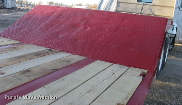 image for item DN2300 1991 Trail King  drop deck equipment trailer