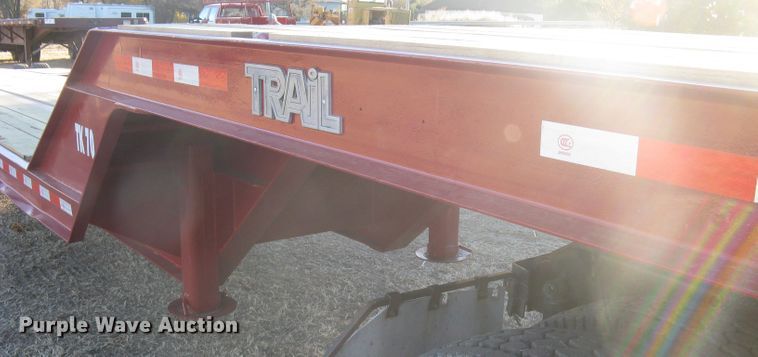 image for item DN2300 1991 Trail King  drop deck equipment trailer