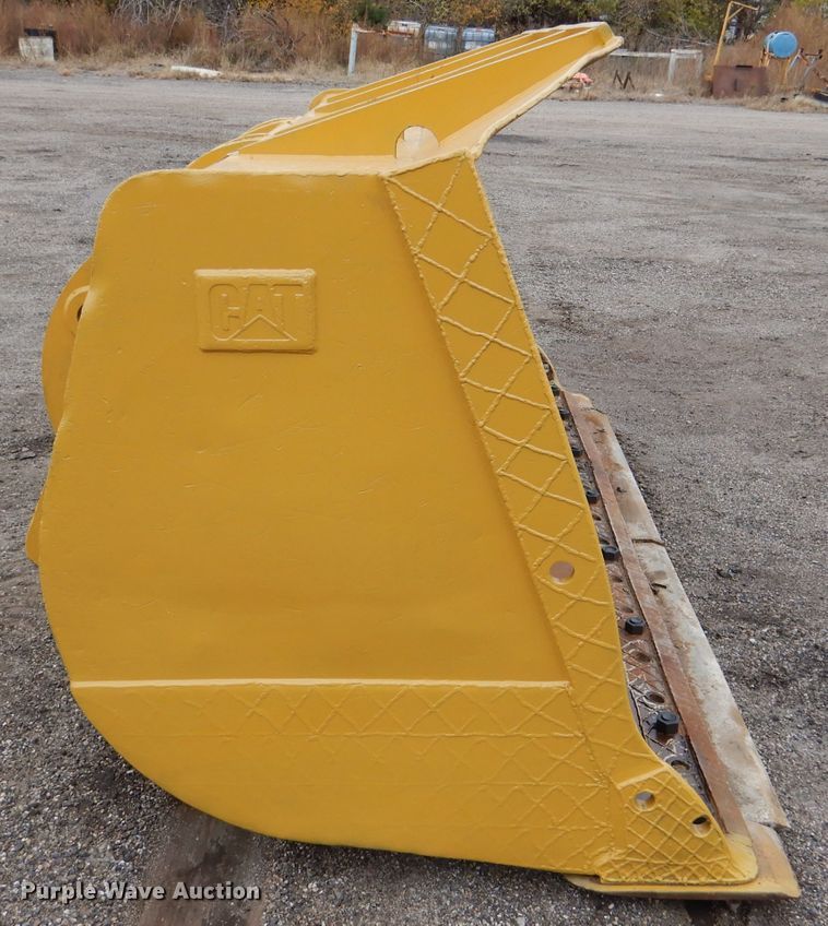 image for item DN5342 Caterpillar  120" W bucket