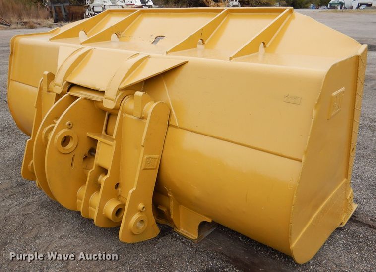 image for item DN5342 Caterpillar  120" W bucket
