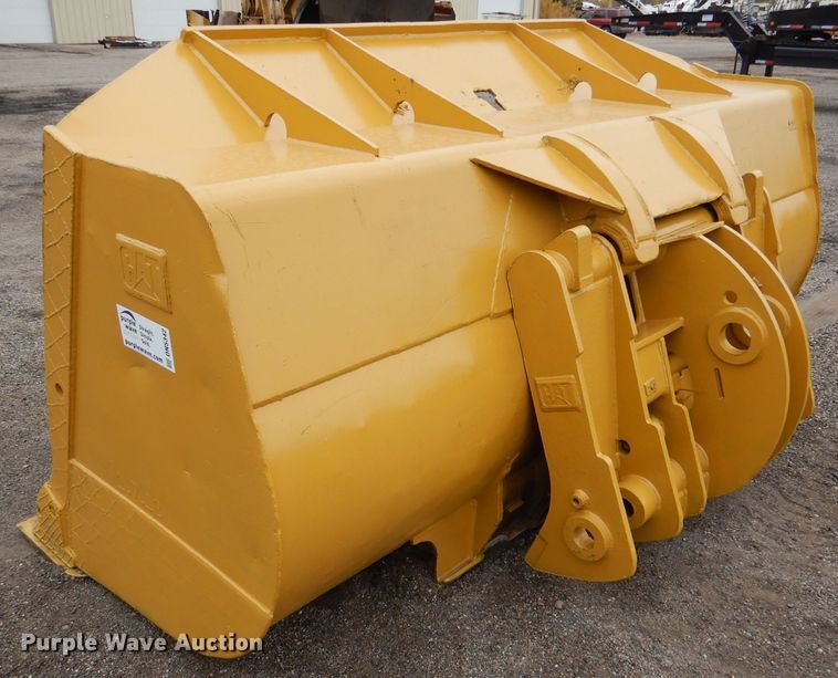 image for item DN5342 Caterpillar  120" W bucket