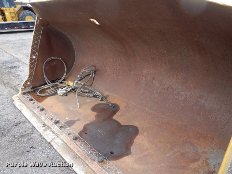 image for item DN5342 Caterpillar  120" W bucket