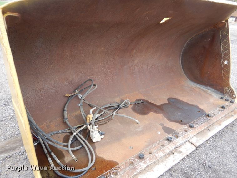 image for item DN5342 Caterpillar  120" W bucket