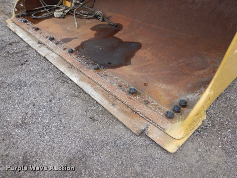 image for item DN5342 Caterpillar  120" W bucket