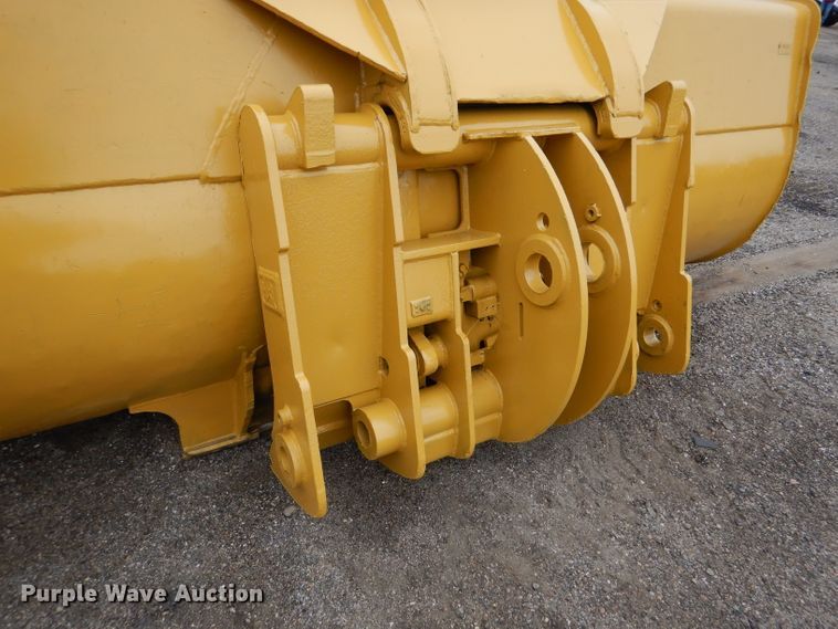 image for item DN5342 Caterpillar  120" W bucket