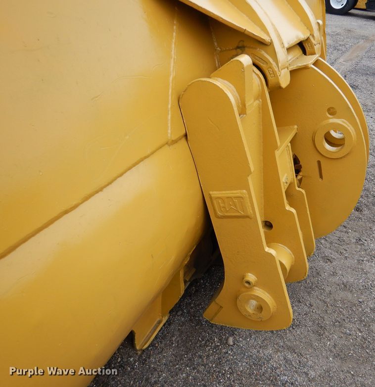 image for item DN5342 Caterpillar  120" W bucket