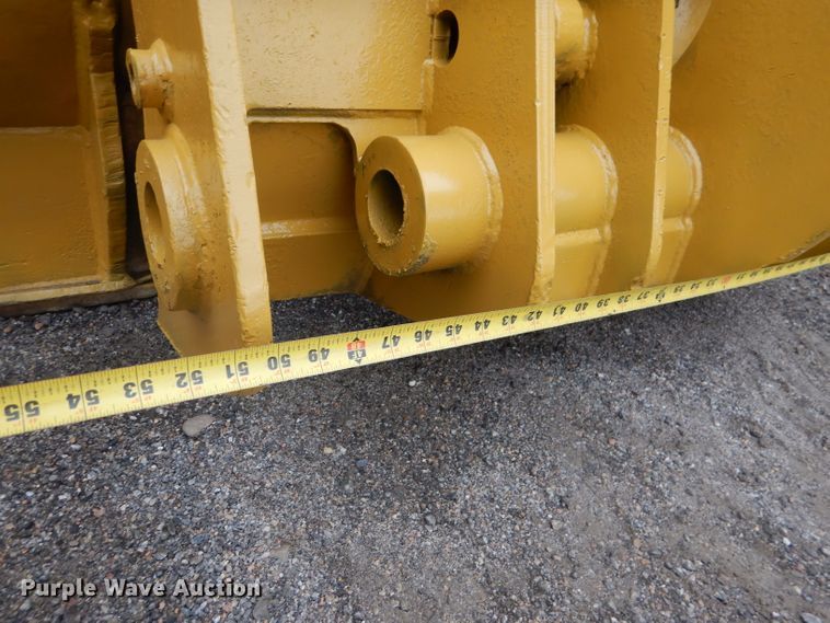 image for item DN5342 Caterpillar  120" W bucket