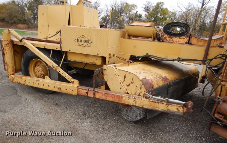 image for item DN5343 Blaw Knox RW100  road widener