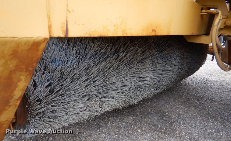 image for item DN5343 Blaw Knox RW100  road widener