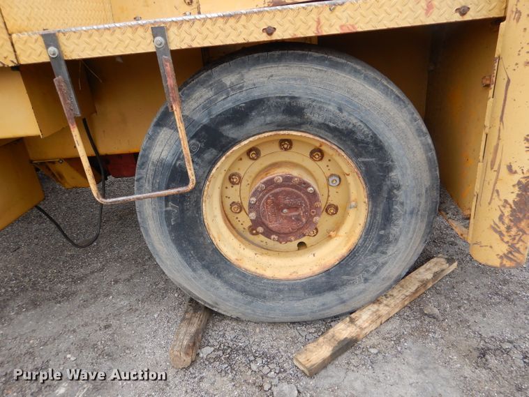 image for item DN5343 Blaw Knox RW100  road widener