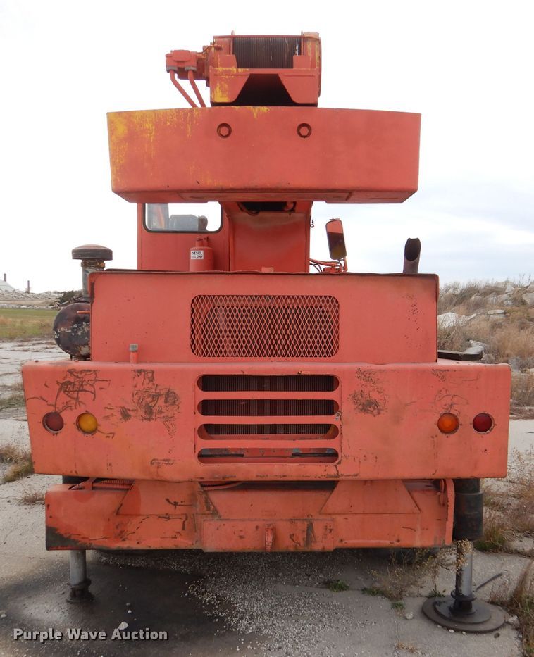 image for item DN5361 Koehring S668B  crane