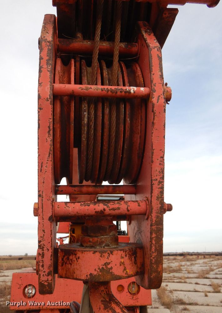 image for item DN5361 Koehring S668B  crane