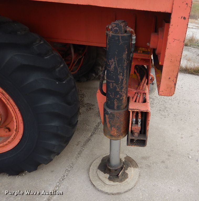 image for item DN5361 Koehring S668B  crane