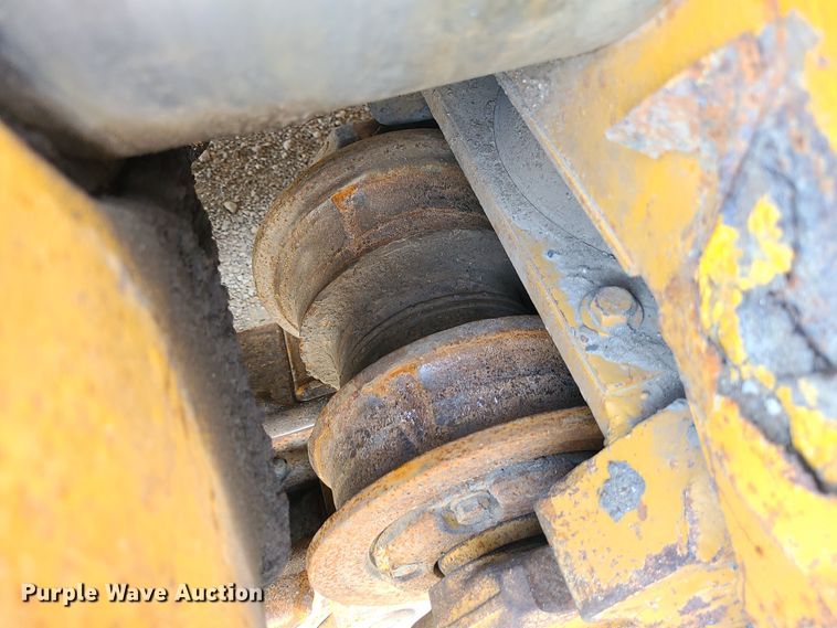 image for item DN5686 1982 Caterpillar D8L  dozer