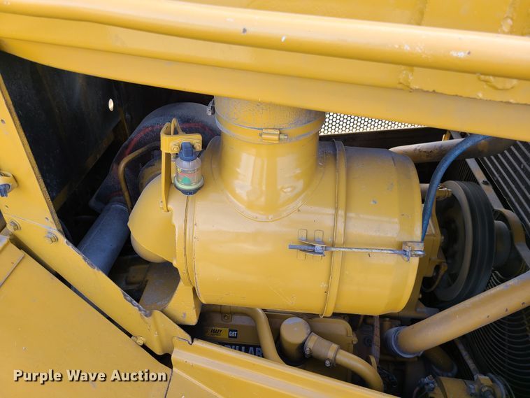 image for item DN5686 1982 Caterpillar D8L  dozer