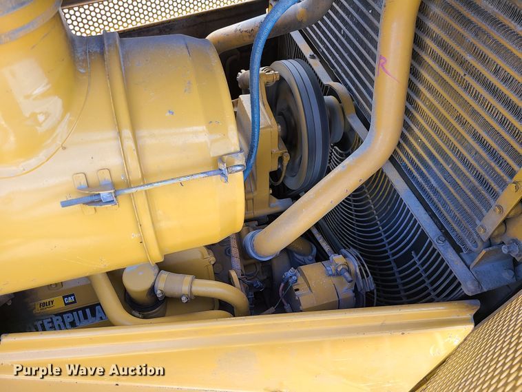 image for item DN5686 1982 Caterpillar D8L  dozer