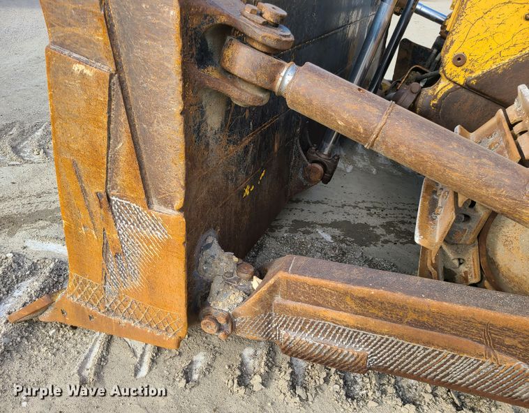 image for item DN5687 1983 Caterpillar D8L  dozer