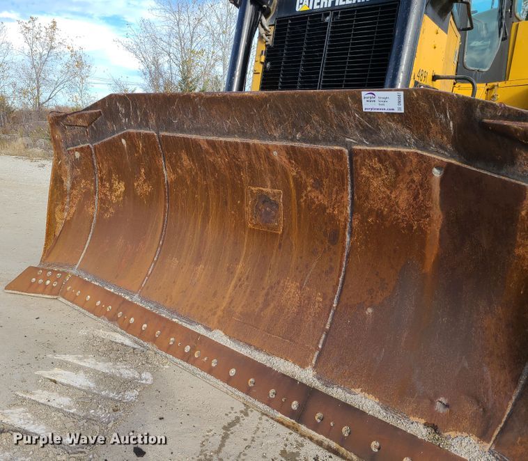 image for item DN5687 1983 Caterpillar D8L  dozer