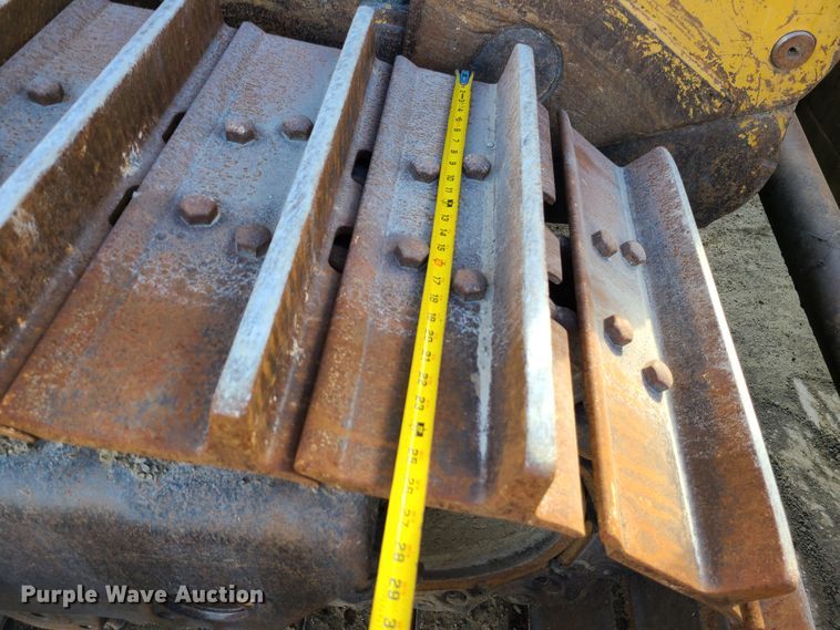 image for item DN5687 1983 Caterpillar D8L  dozer