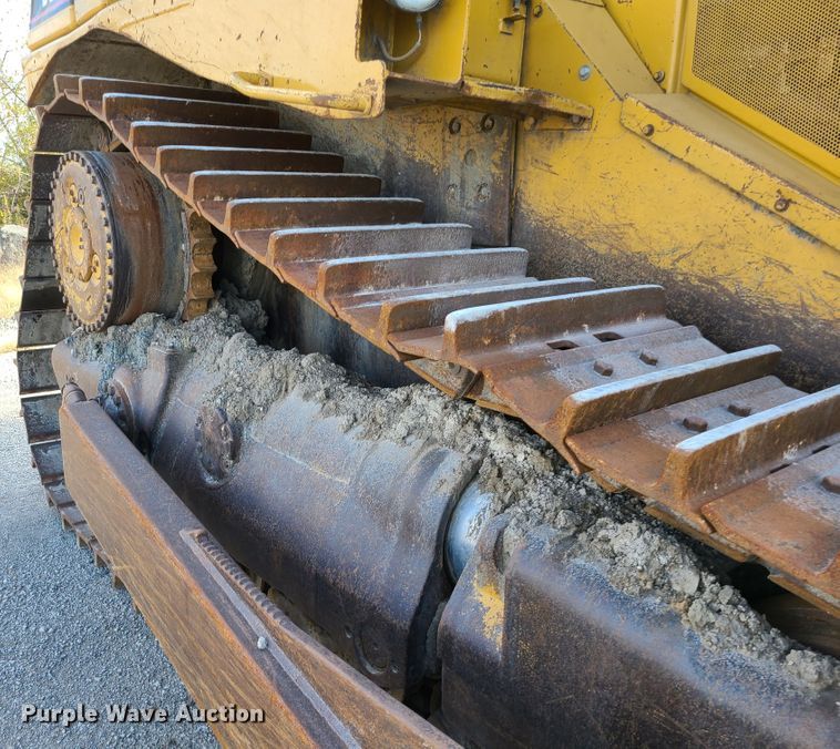 image for item DN5687 1983 Caterpillar D8L  dozer
