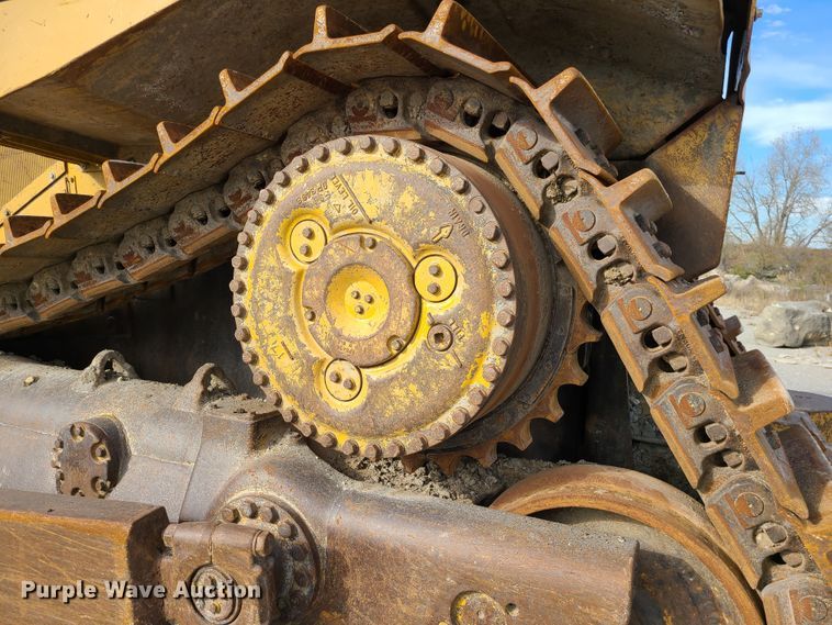 image for item DN5687 1983 Caterpillar D8L  dozer