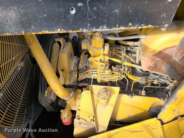 image for item DN5687 1983 Caterpillar D8L  dozer