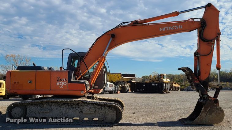image for item DN5688 2006 Hitachi ZX200LC  excavator