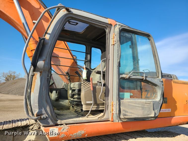 image for item DN5688 2006 Hitachi ZX200LC  excavator