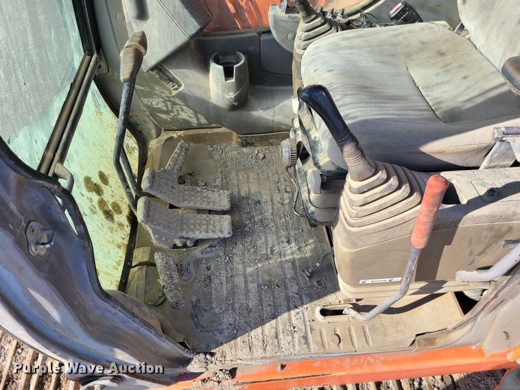 image for item DN5688 2006 Hitachi ZX200LC  excavator