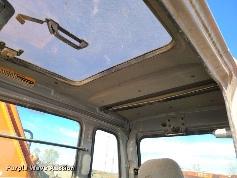 image for item DN5688 2006 Hitachi ZX200LC  excavator