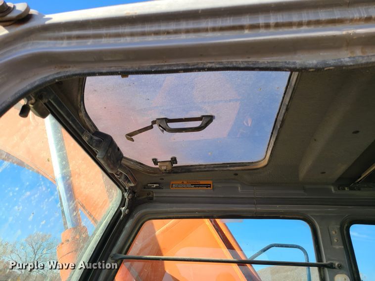 image for item DN5688 2006 Hitachi ZX200LC  excavator