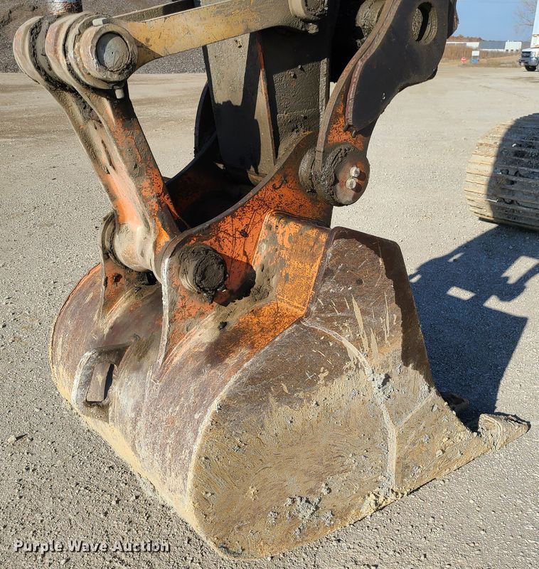 image for item DN5688 2006 Hitachi ZX200LC  excavator