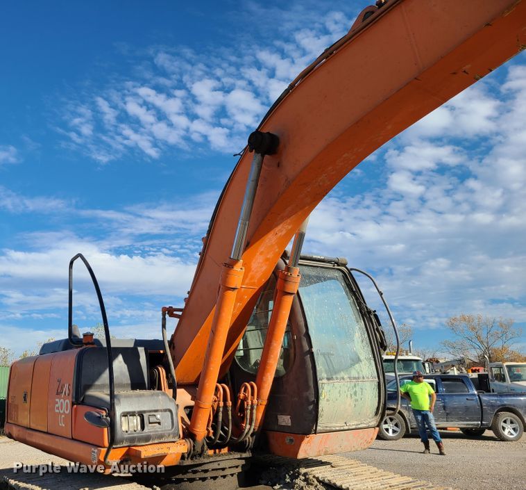 image for item DN5688 2006 Hitachi ZX200LC  excavator