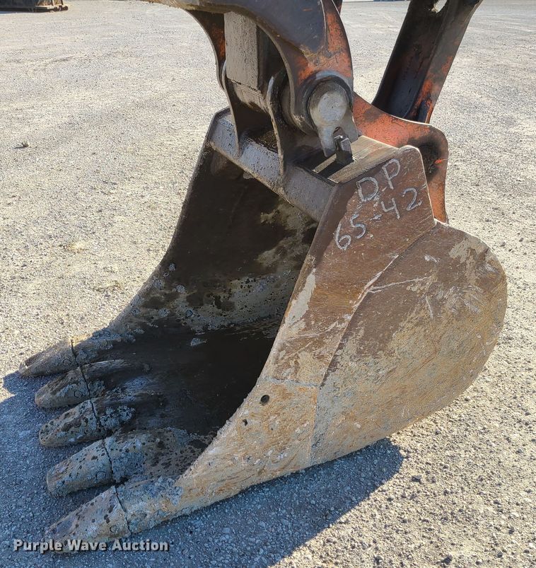 image for item DN5688 2006 Hitachi ZX200LC  excavator