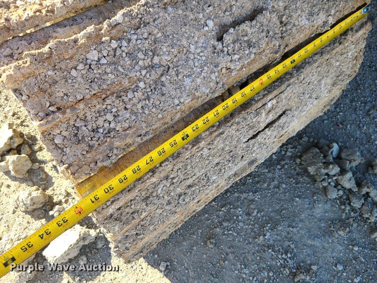 image for item DN5688 2006 Hitachi ZX200LC  excavator