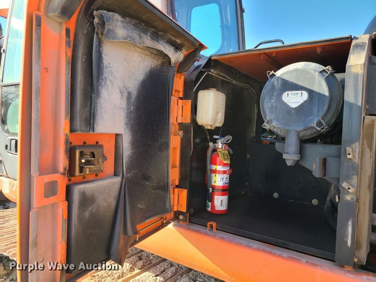 image for item DN5688 2006 Hitachi ZX200LC  excavator