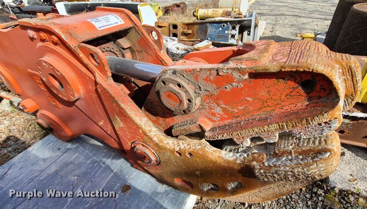 image for item DN5696 NPK G-26 24" W pulverizer