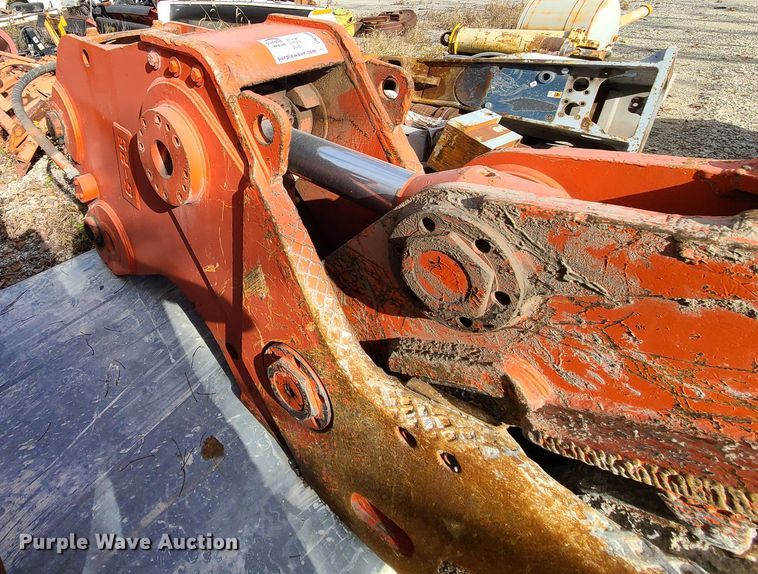 image for item DN5696 NPK G-26 24" W pulverizer